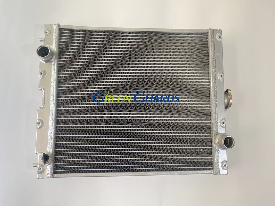 قطعات ماشین چمن زنی رادیاتور GLVA12637 متناسب با ماشین چمن زنی سبک جان دیر